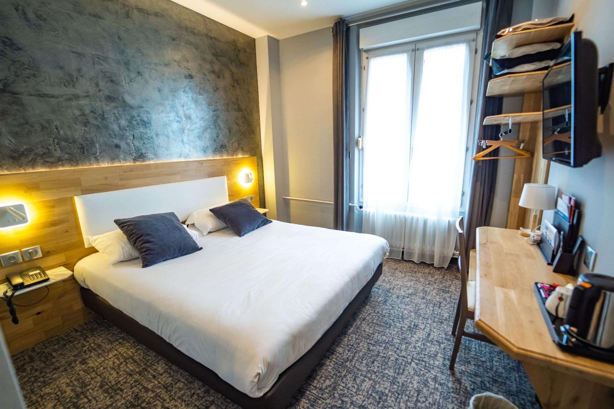 Brit Hotel Privilege Le Royal - Centre Gare Troyes Exterior foto