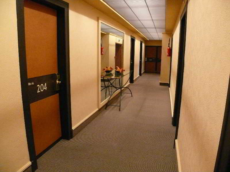 Brit Hotel Privilege Le Royal - Centre Gare Troyes Exterior foto